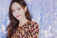 娱乐吃瓜酱精修,揭秘娱乐圈幕后真相，带你领略明星们的真实生活