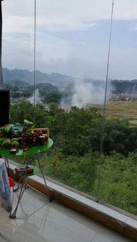 娱乐吃瓜酱自驾游